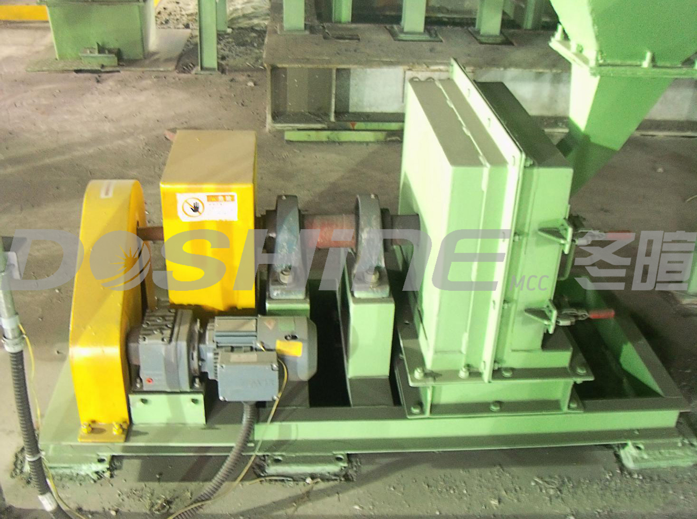 冬暄测控-Vertical rotary shrinking machine